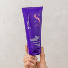 Alfaparf Milano Semi di Lino Blonde Anti-Yellow Conditioner 6.76oz – Neutralizes brass & hydrates.