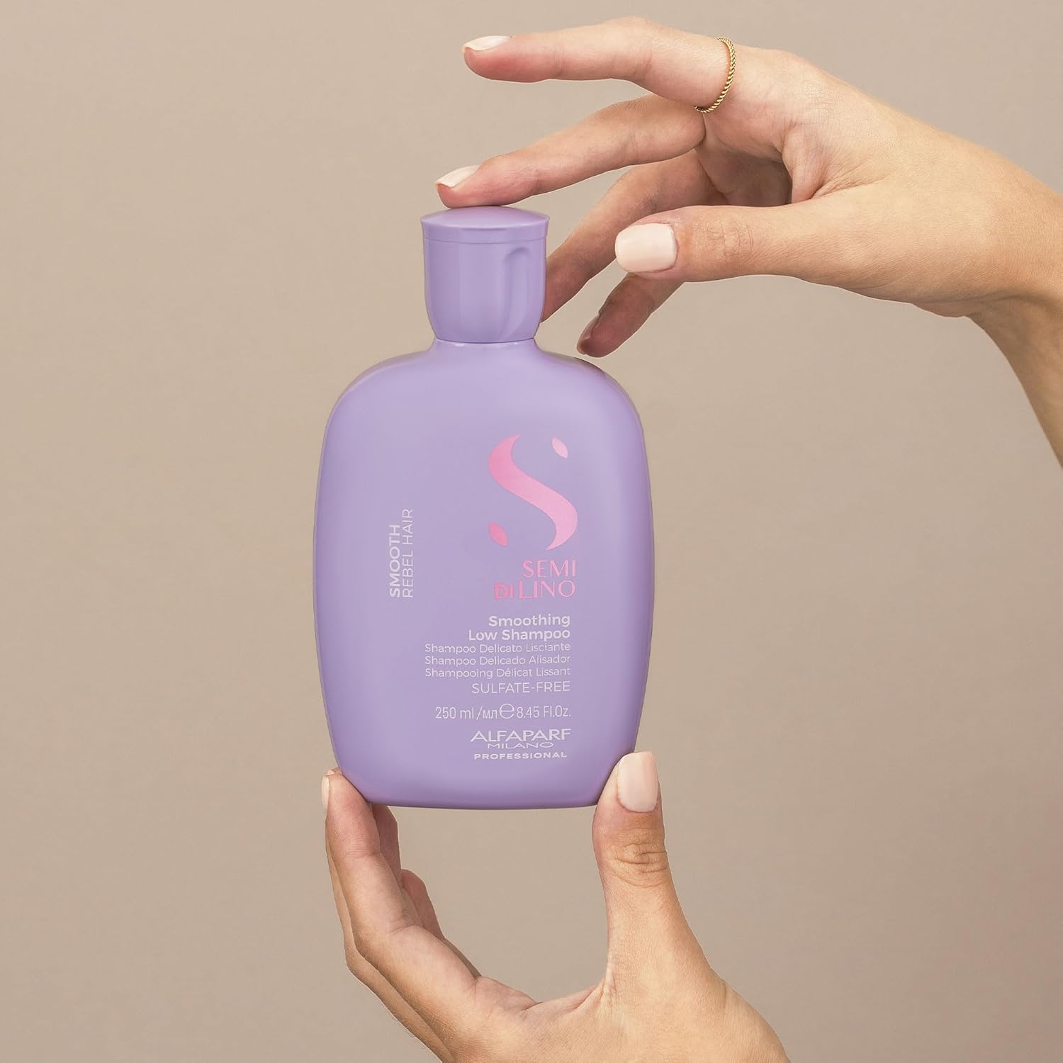 Alfaparf Milano Semi di Lino Smoothing Shampoo – Sulfate-free cleanser that tames frizz & adds shine.